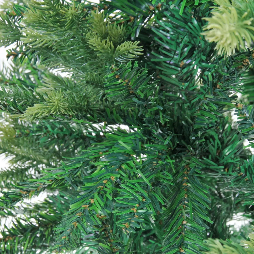 Ёлка «Женева» 210 см, ПВХ, резина (950 веток)