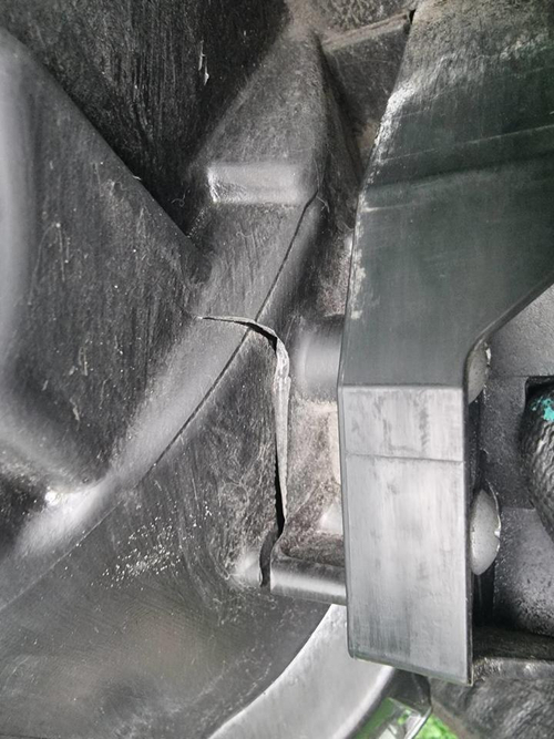 Фара правая Nissan X-Trail 2 Т31 (10-15) ксенон