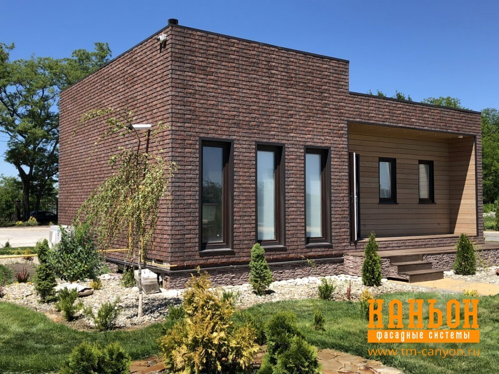 Навесной декоративный камень Каньон, коллекция Конаковский кирпич