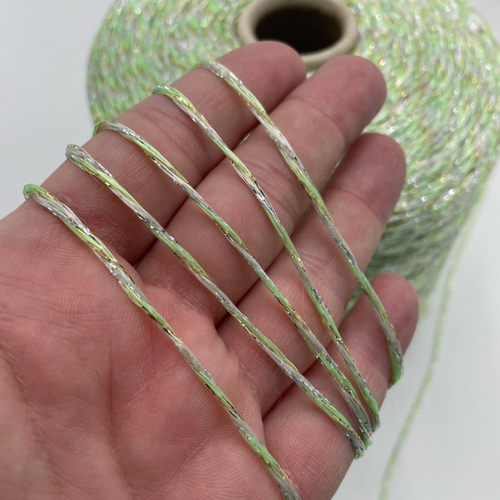 IGEA 17% полиамид 18% люрекс 65% полиэстер