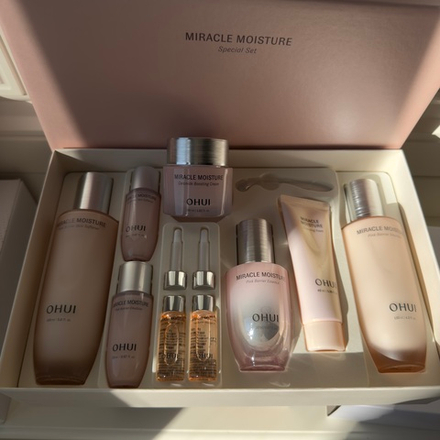 O HUI MIRACLE MOISTURE Pink Barrier 4pcs Special set