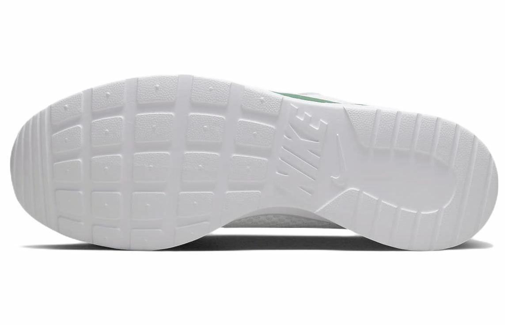Кроссовки Nike Tanjun