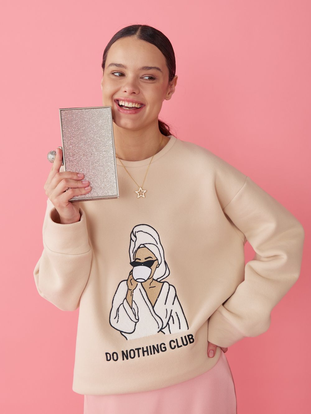 СВИТШОТ DO NOTHING CLUB PASTEL BEIGE