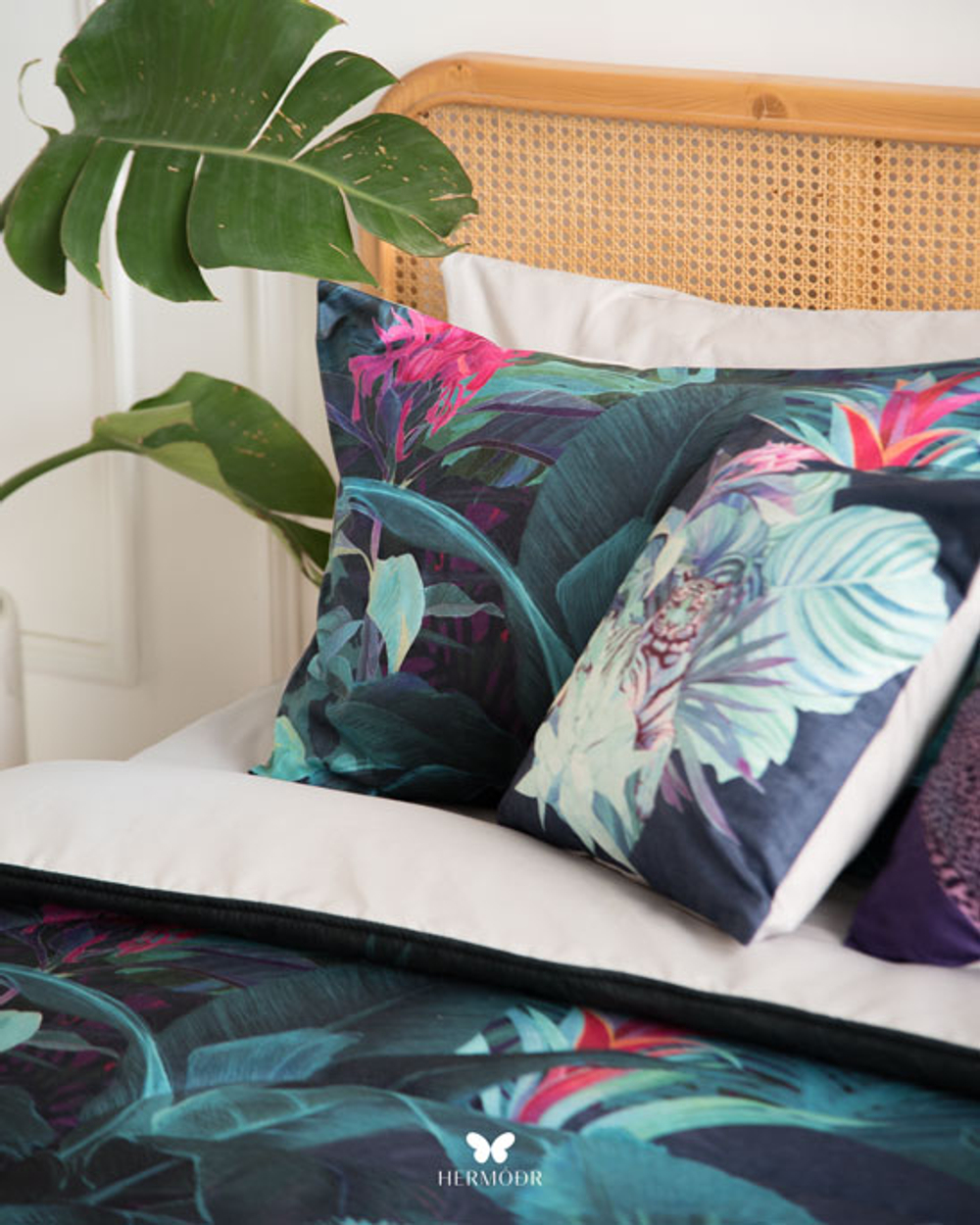 Комплект постельного белья двуспальный Maximal Hermodr 8 предметов 130220275 Иран