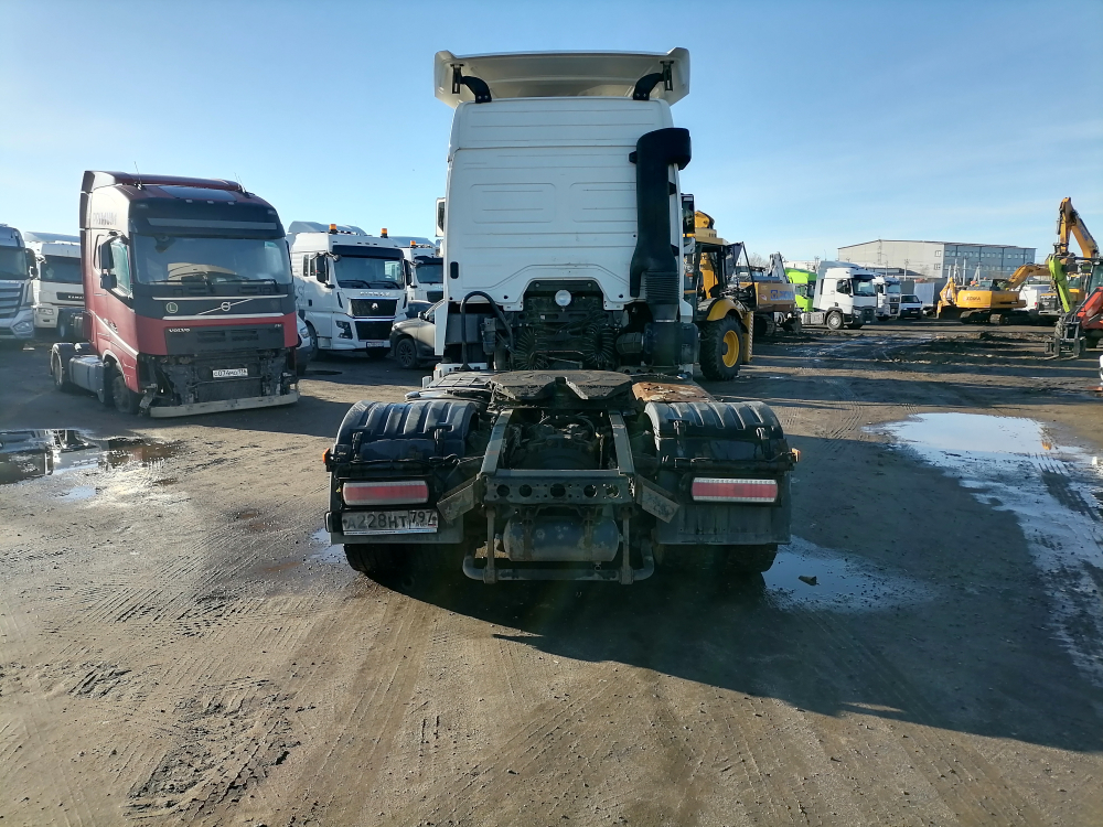 КамАЗ 5490 4x2 Седельный тягач 5490-DC (Дизель/Газ, 12,0 л, 401 л.с., МТ)