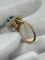 Кольцо с зелёным кристаллом