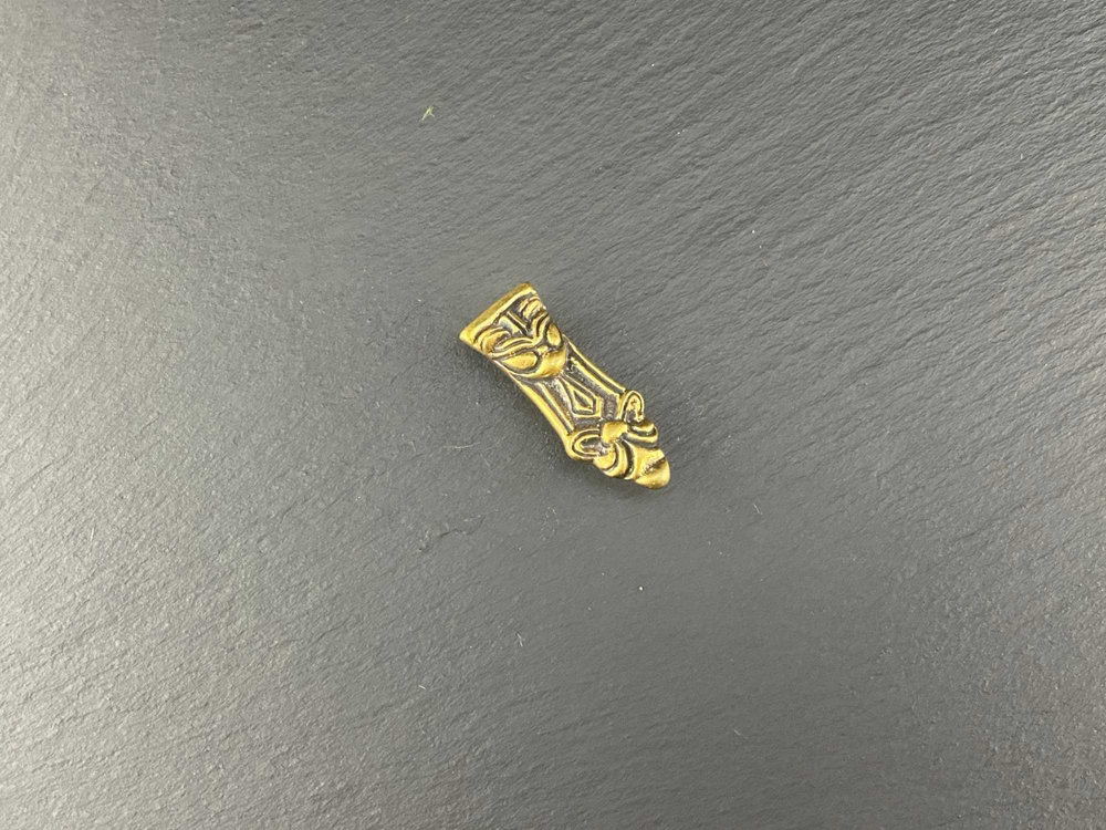 Хвостовик. Англия 11-12в.