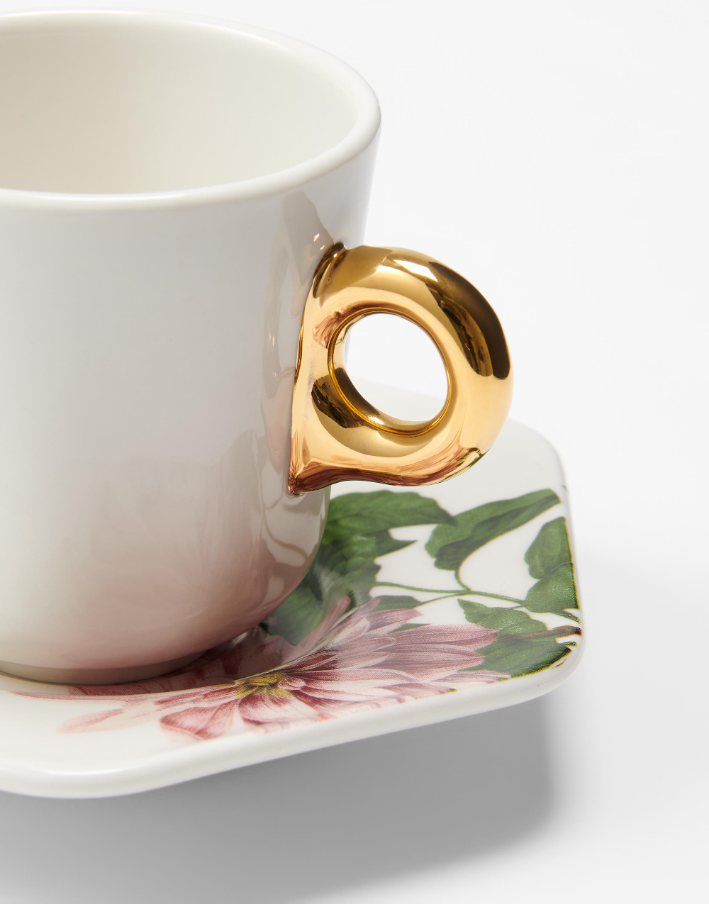 ESSENZA Чашка и блюдце Gallery