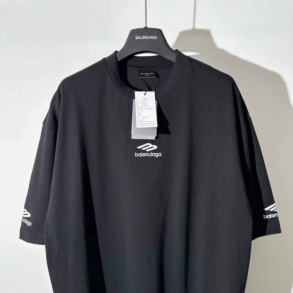 Футболка Balenciaga