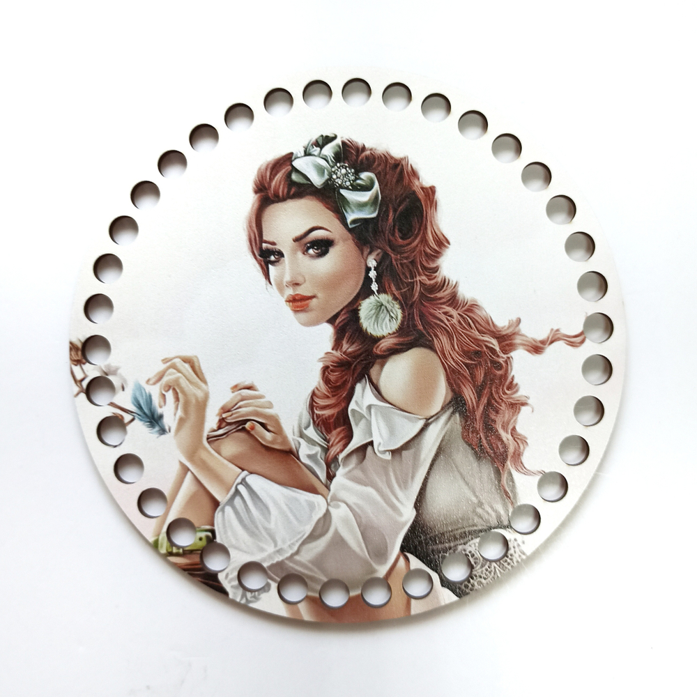 Донышко Девушка с бантом