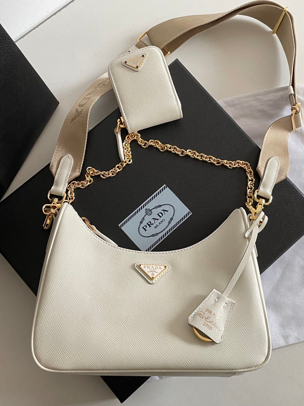 Prada Re-Edition 2005 Saffiano Bag