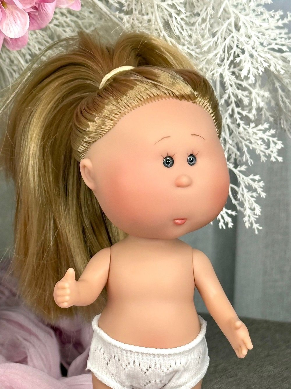 Кукла для девочки виниловая 23см Маленькая Мия без одежды (3199W1A-3)