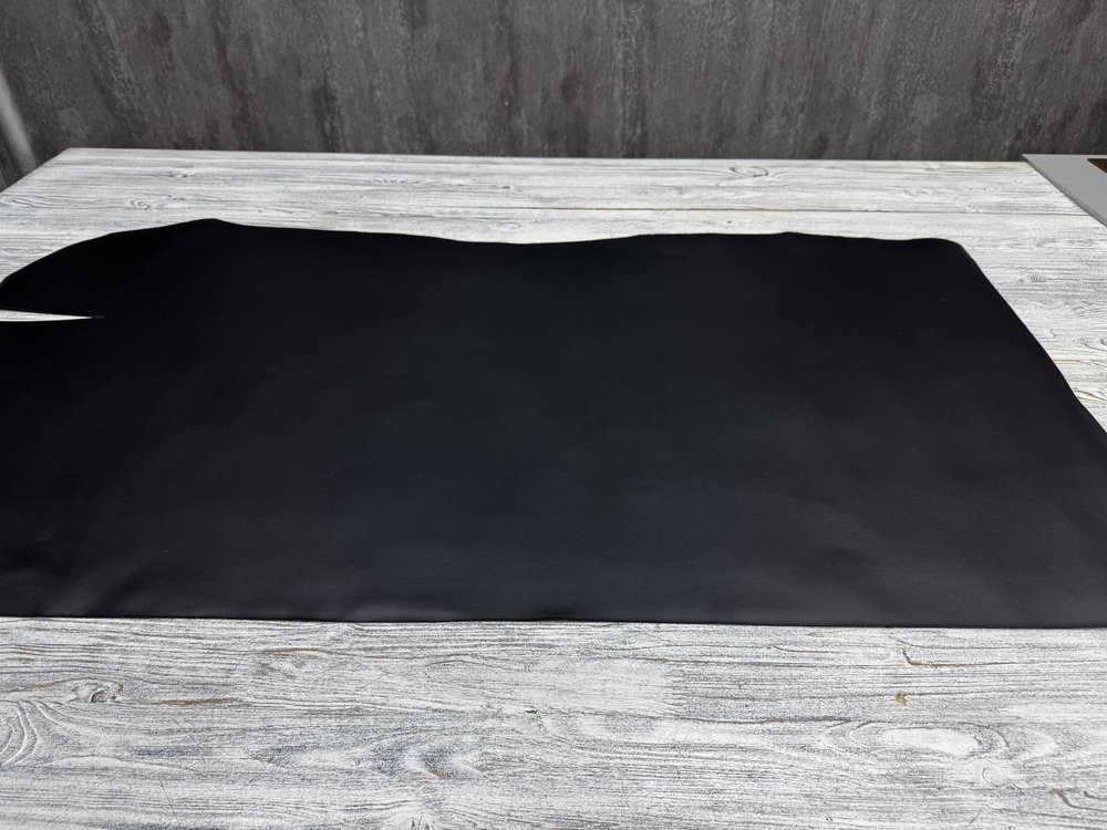 Ragona Nero (1,3-1,5 мм), цв. Черный, натуральная кожа