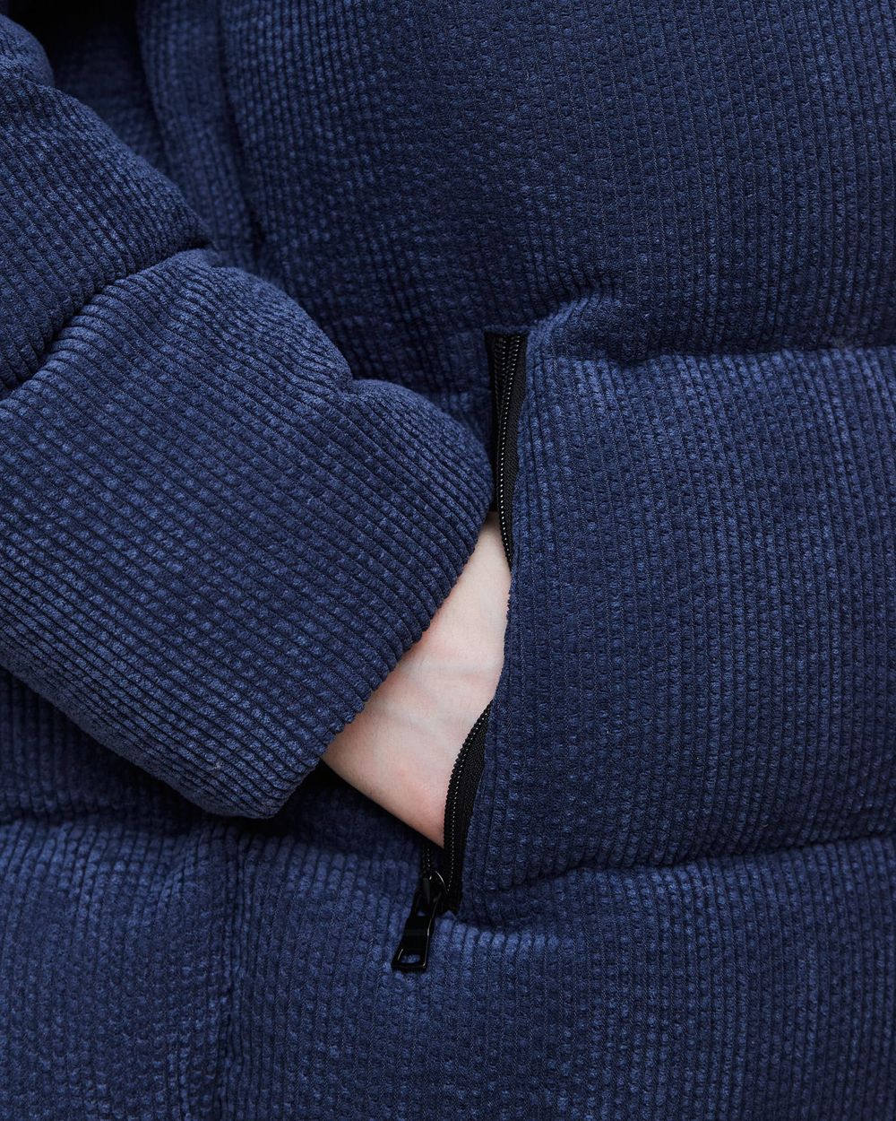 Пуховик Anteater AW24 Downjacket Velvet Combo Navy