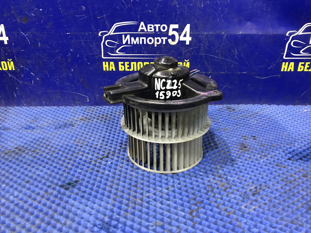 Моторчик печки TOYOTA RAUM 2003-2011