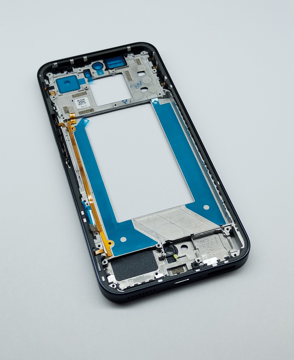 Infinix GT 30 Pro (X6873) - рамка дисплея + шлейф кнопок + триггеров (чёрный)