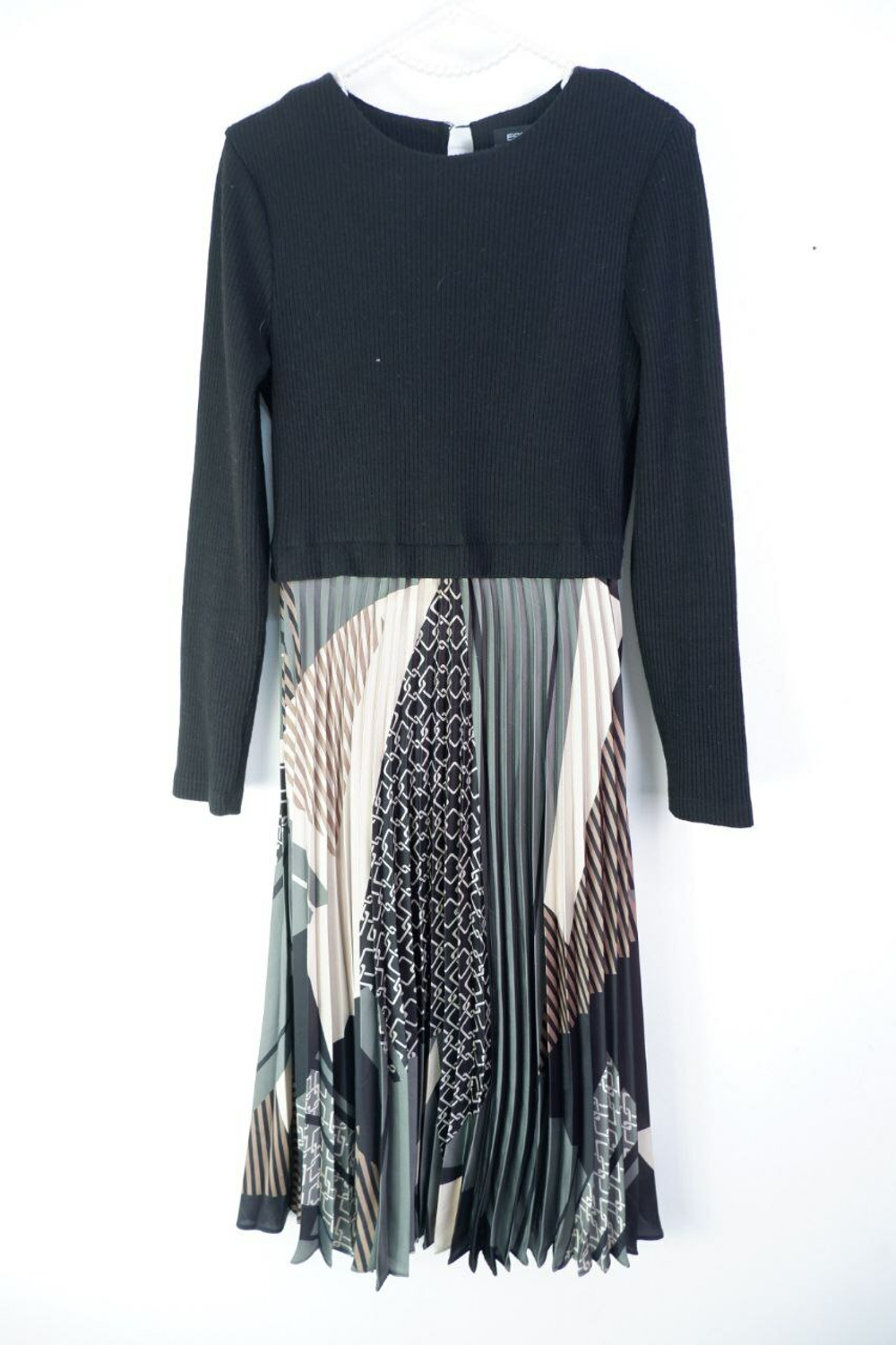 Платье ESPIGA стильное 40-42 размер