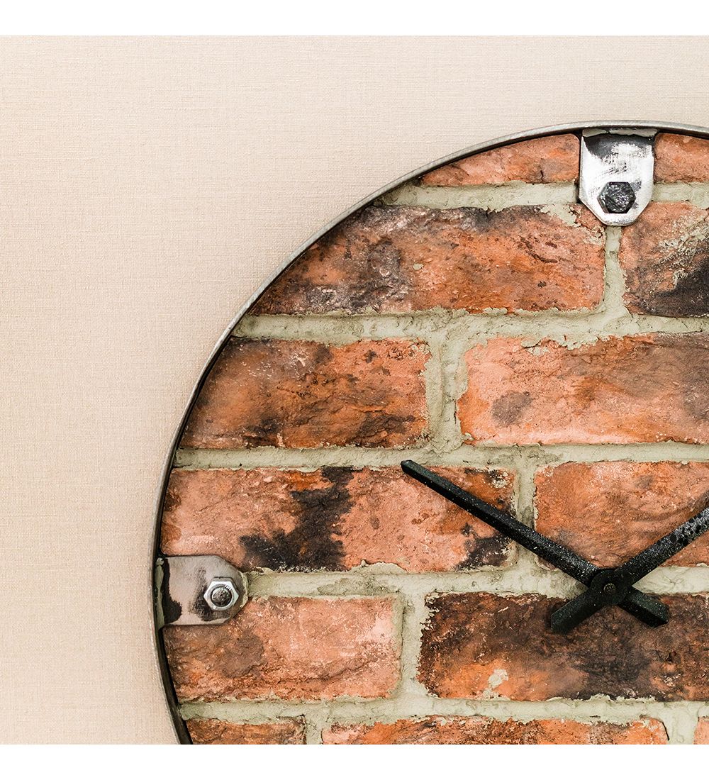 SLT-170 Часы настенные «RED BRICK»