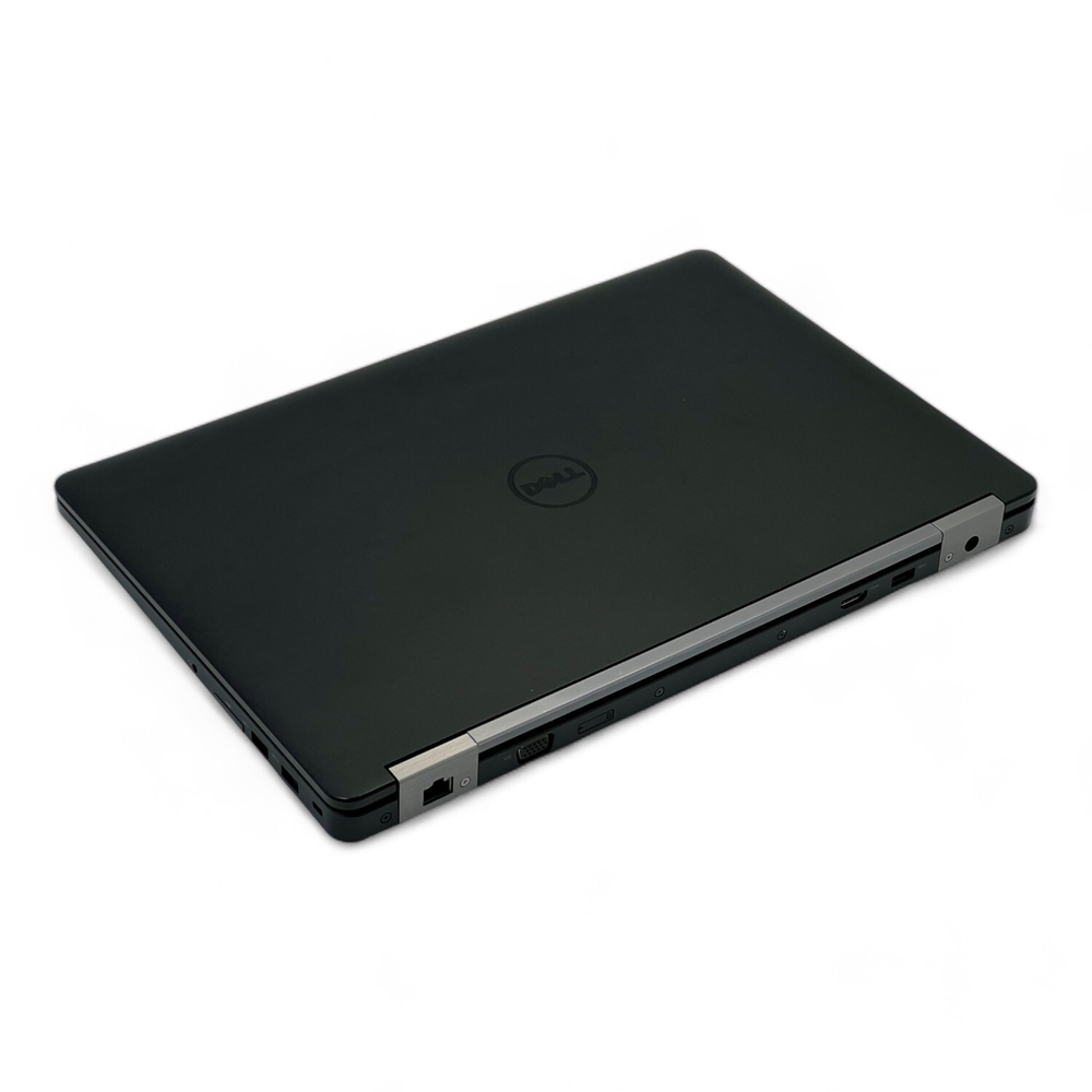 Latitude E5570