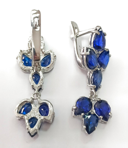 Ювелирные серьги из серебра,вставка синяя шпинель