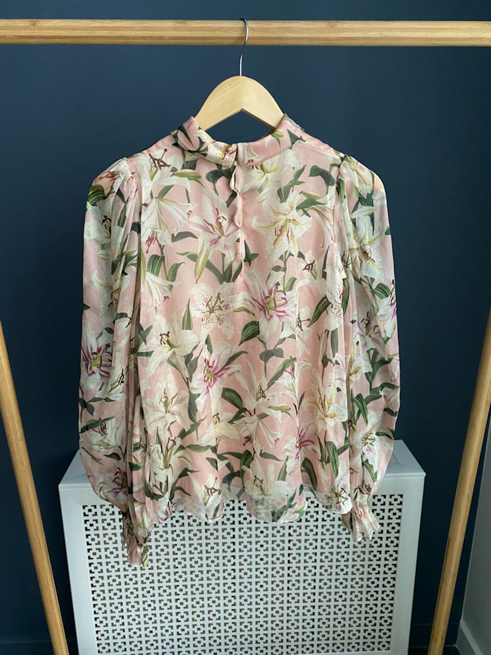 Шелковая блузка  Dolce&Gabbanа, 152