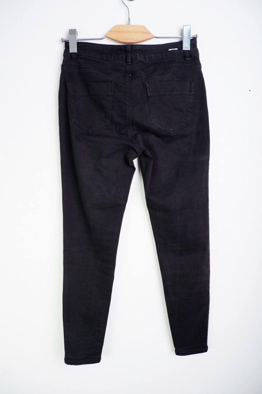Джинсы Zara для городского стиля, маркировка 40, визуально на 46 размер