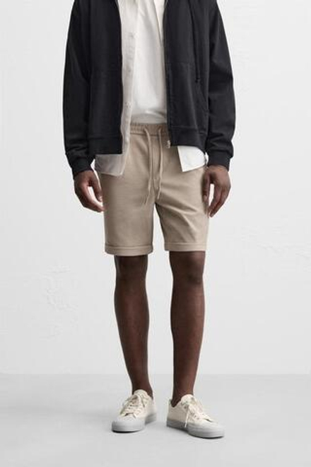 ZARA КОМФОРТНЫЕ ШОРТЫ-БЕРМУДЫ, ПЕСОЧНЫЙ