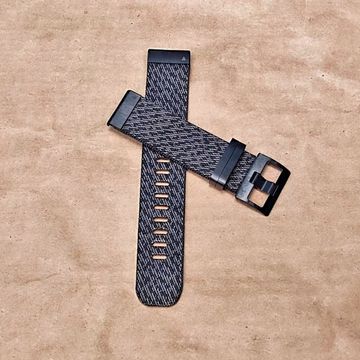 Ремешок 22 мм для Garmin нейлоновый жакардовое плетение, стальные тренчики (Серо-черный)