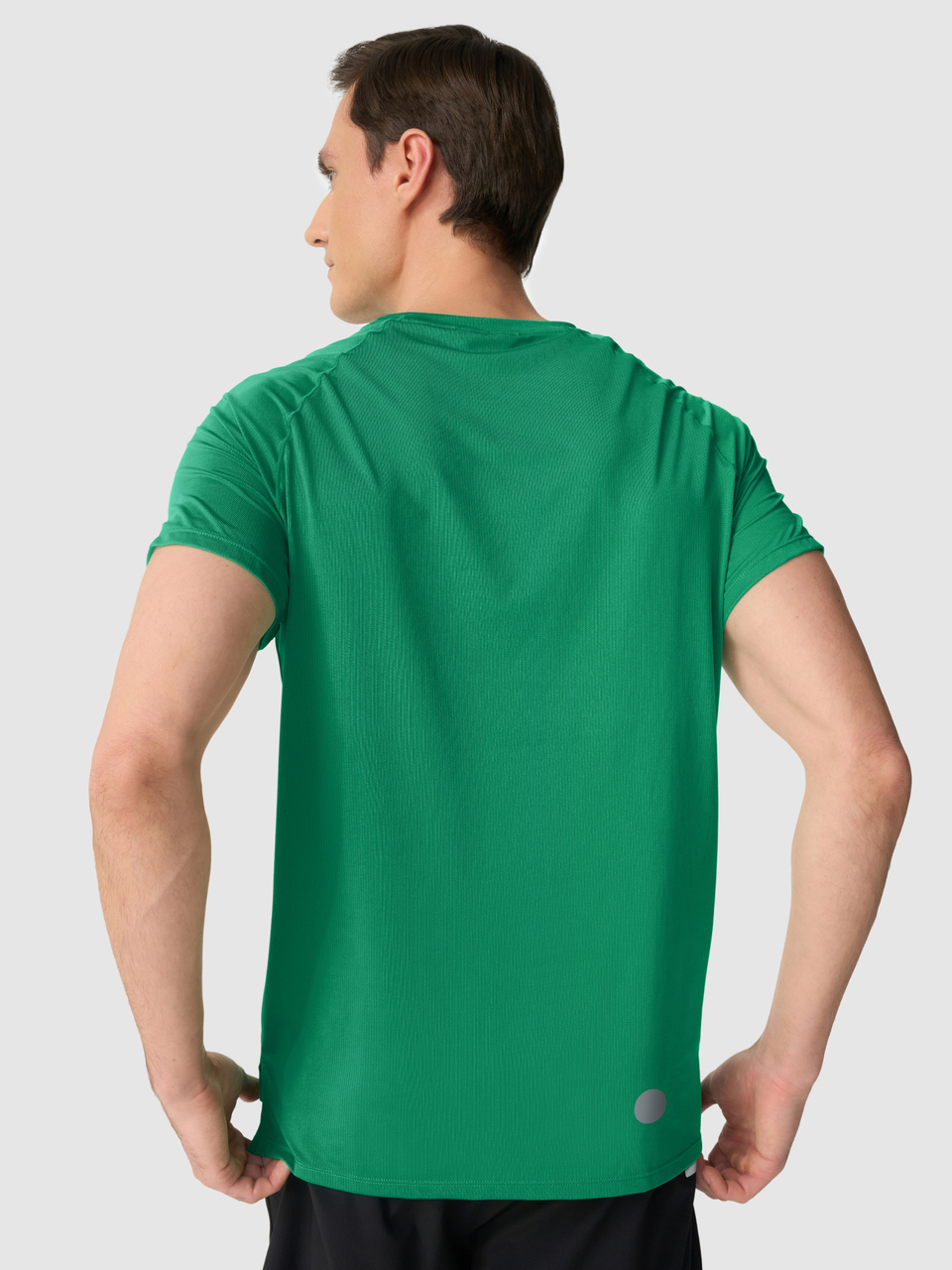 Футболка зелёная