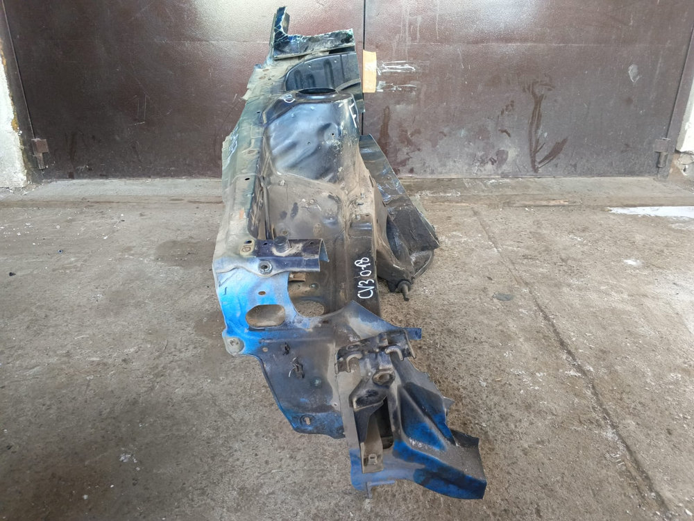 Лонжерон передний правый TOYOTA CAMRY 1992