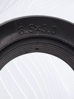 Покрышка литая бескамерная 8.5x3 для электросамоката Kugoo Kirin G2 Pro