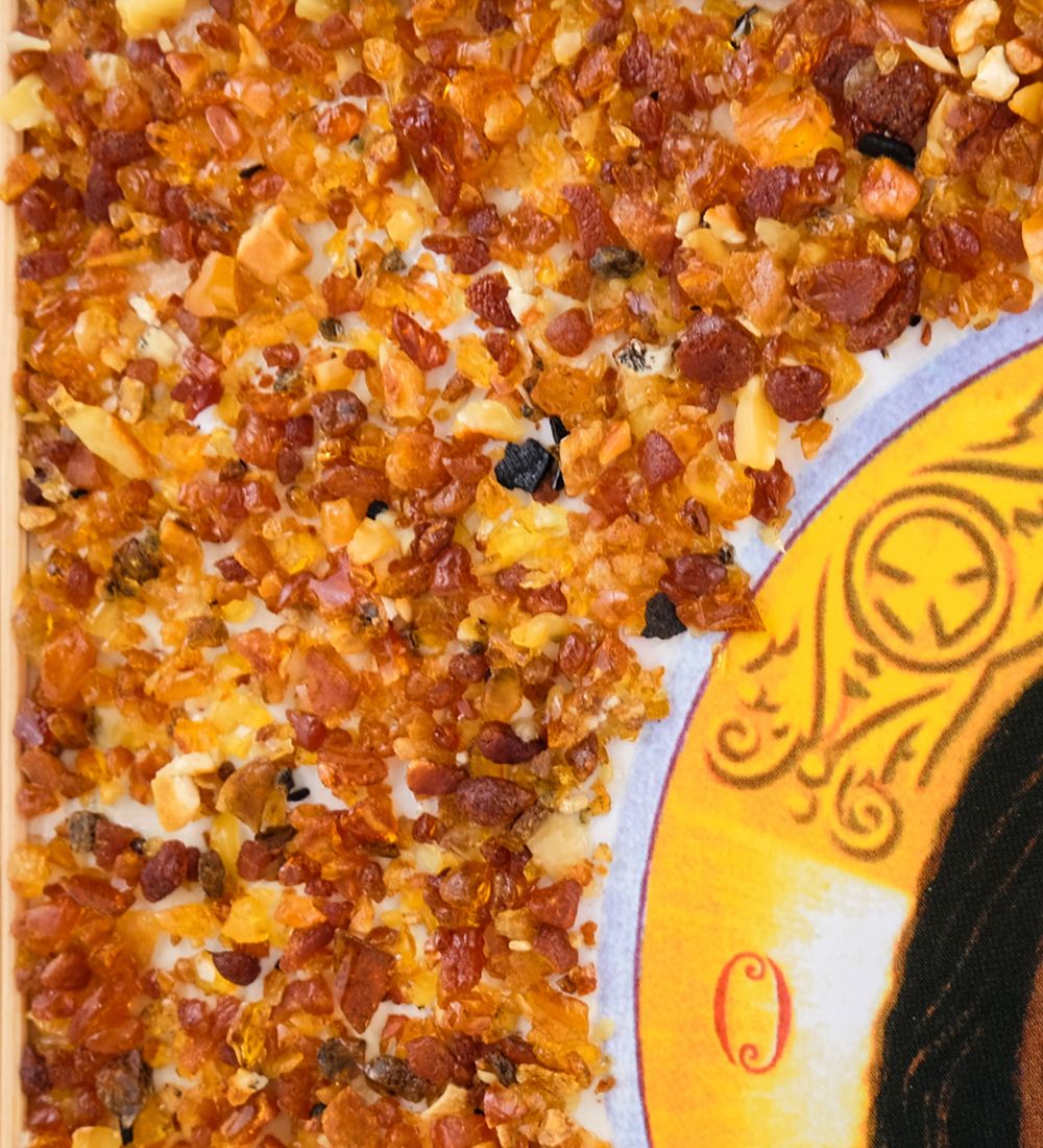 AMB-52/ 2 Икона «Иисус Христос» (с янтарной крошкой) дер.рамка 30х40