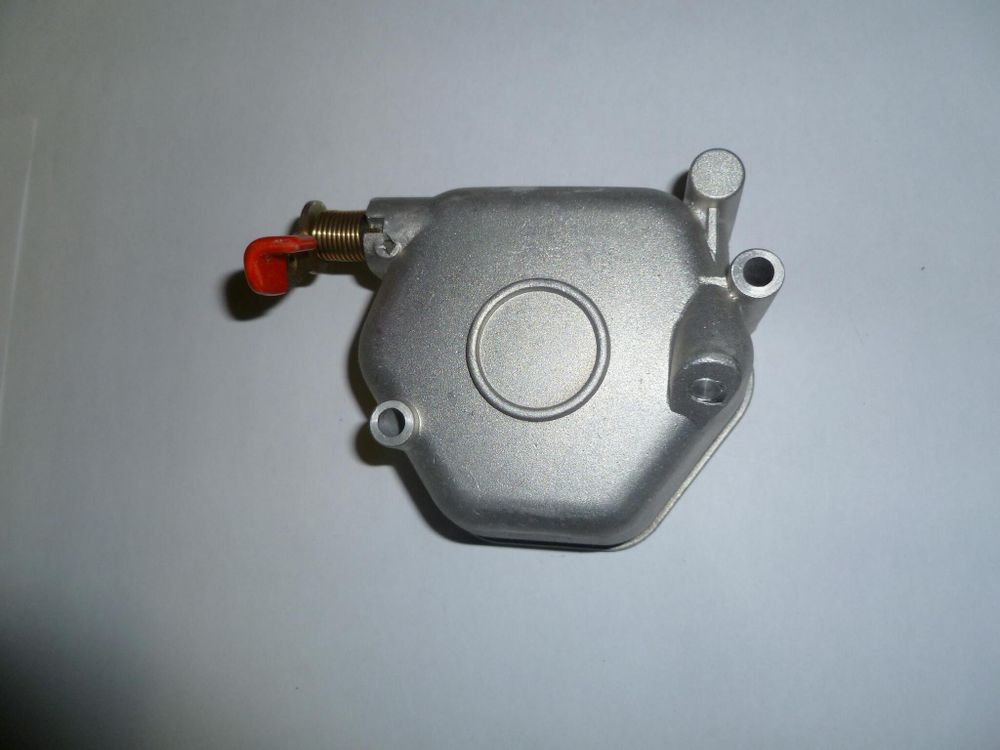 Крышка клапанная в сборе с рычагом декомпрессора KM186F/Cylinder head cover
