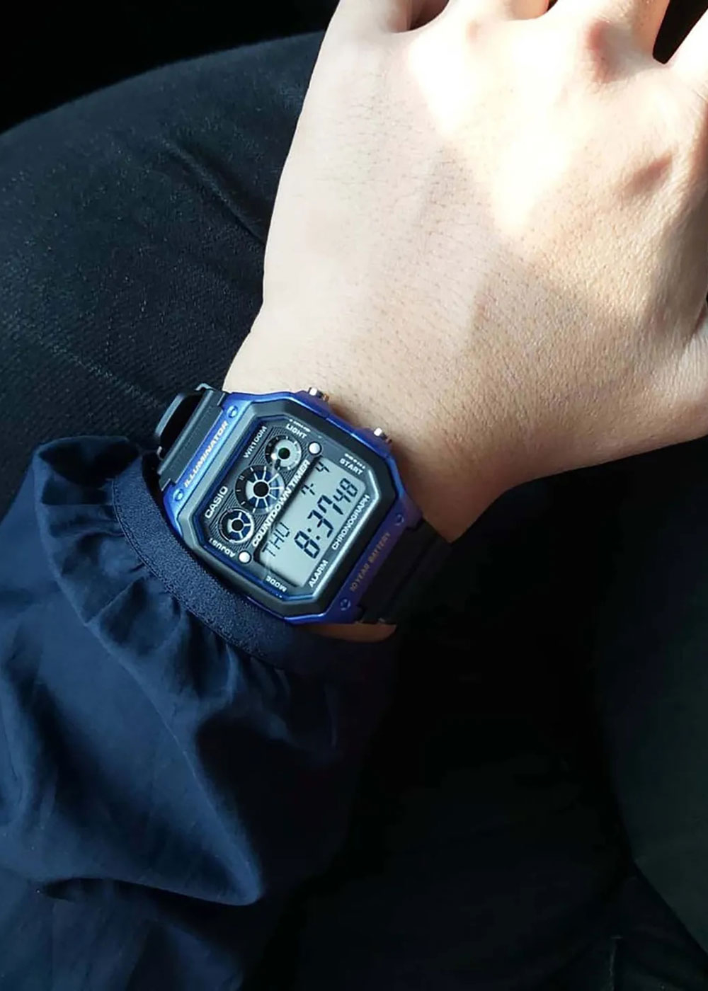 Часы Casio AE-1300WH-2A