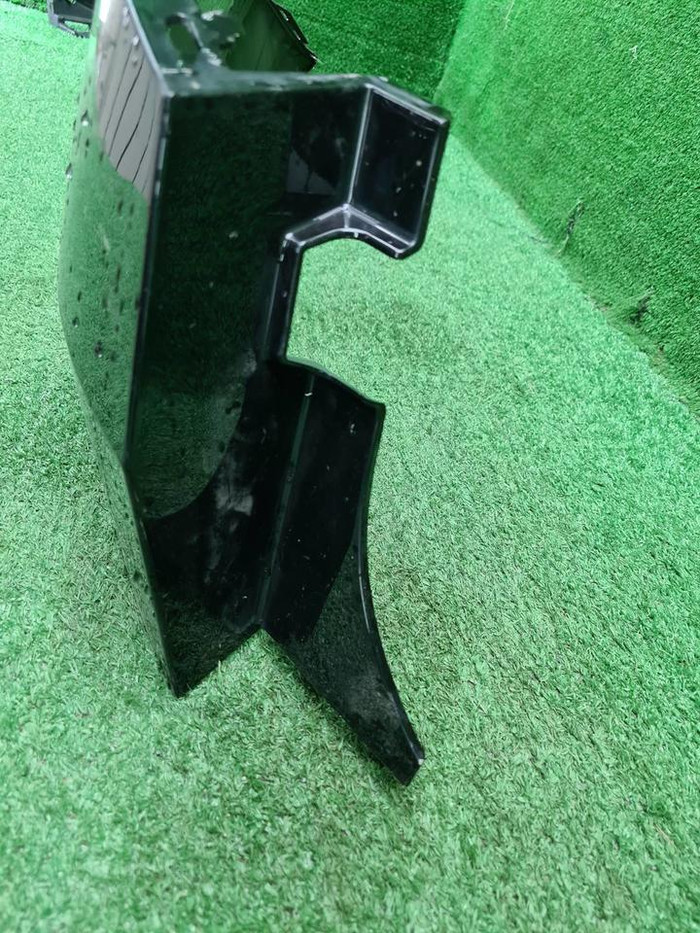 Бампер задний левая часть Skoda Karoq (2017-2021)