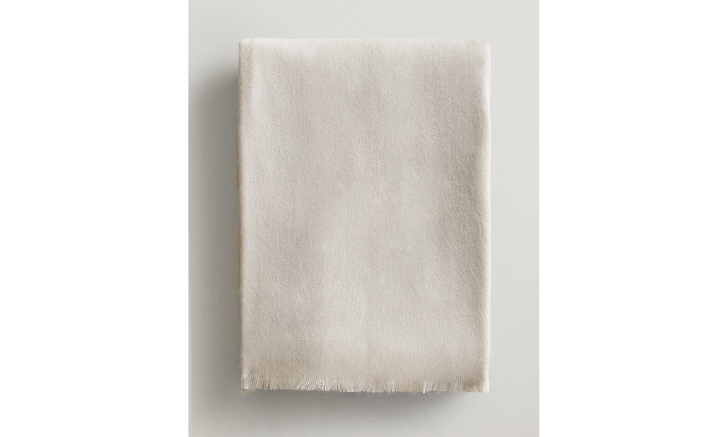 Zara Home плед из полиэстера, экрю, 180x240 см