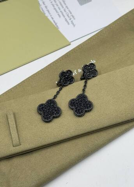 Серьги Van Cleef & Arpels