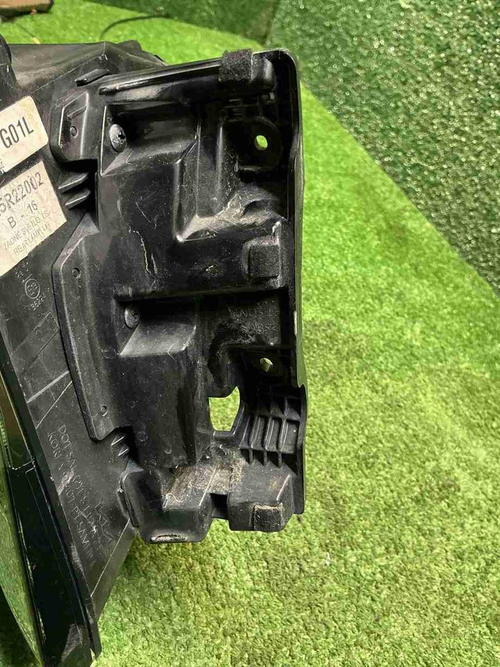 Фонарь левый внешний Kia Sportage 5 NQ5 (21-нв)