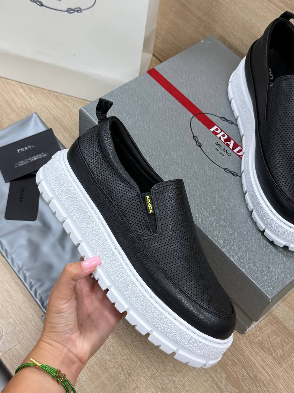 Слипоны Prada