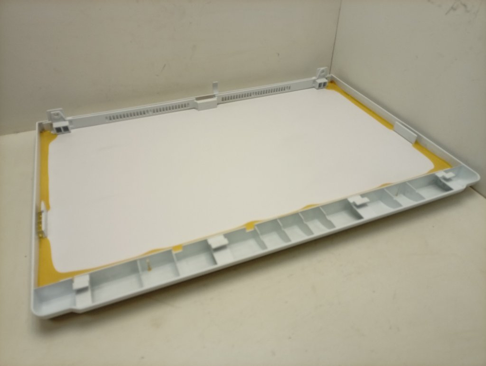 IWSE6125 кт72 Верхняя крышка для стиральной машины Indesit 148031718 б/у