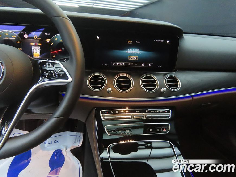 Mercedes-Benz E-Class W213 E250 Avangarde (08.2023)