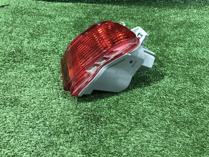 ПТФ левый Toyota Land Cruiser 200 (2015-2021)