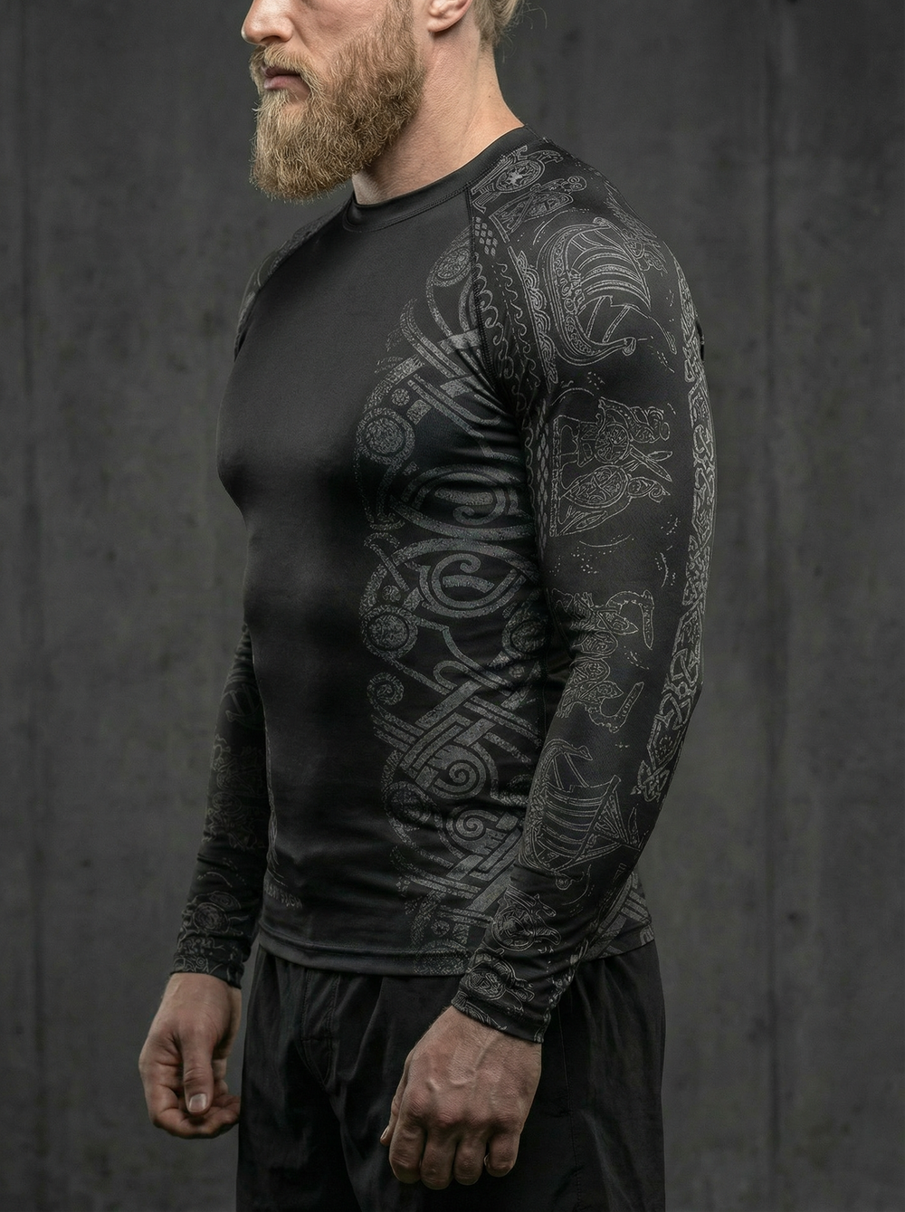 Рашгард с длинным рукавом LEGENDA Варяги чёрный