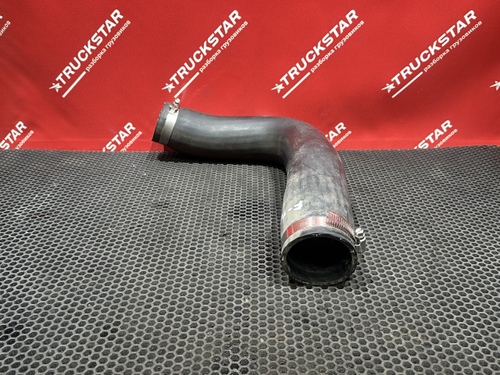 Патрубок радиатора