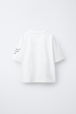 ZARA ФУТБОЛКА С НАДПИСЯМИ И НАШИВКОЙ, БЕЛЫЙ