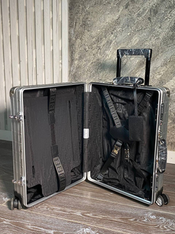 Чемодан Rimowa