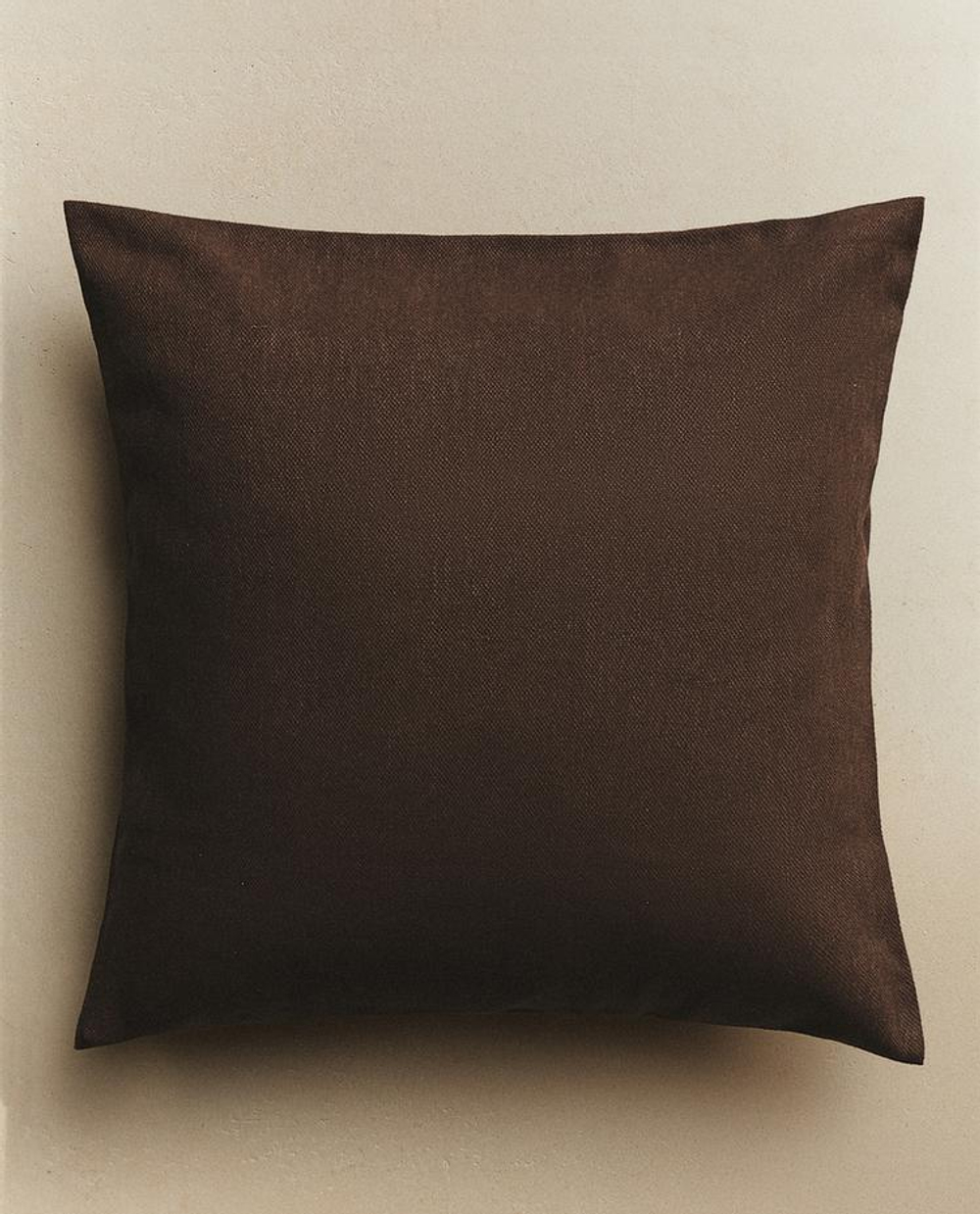 ZARA HOME ОДНОТОННАЯ НАВОЛОЧКА, КОРИЧНЕВЫЙ