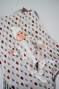 Комбинезон вязаный деревья