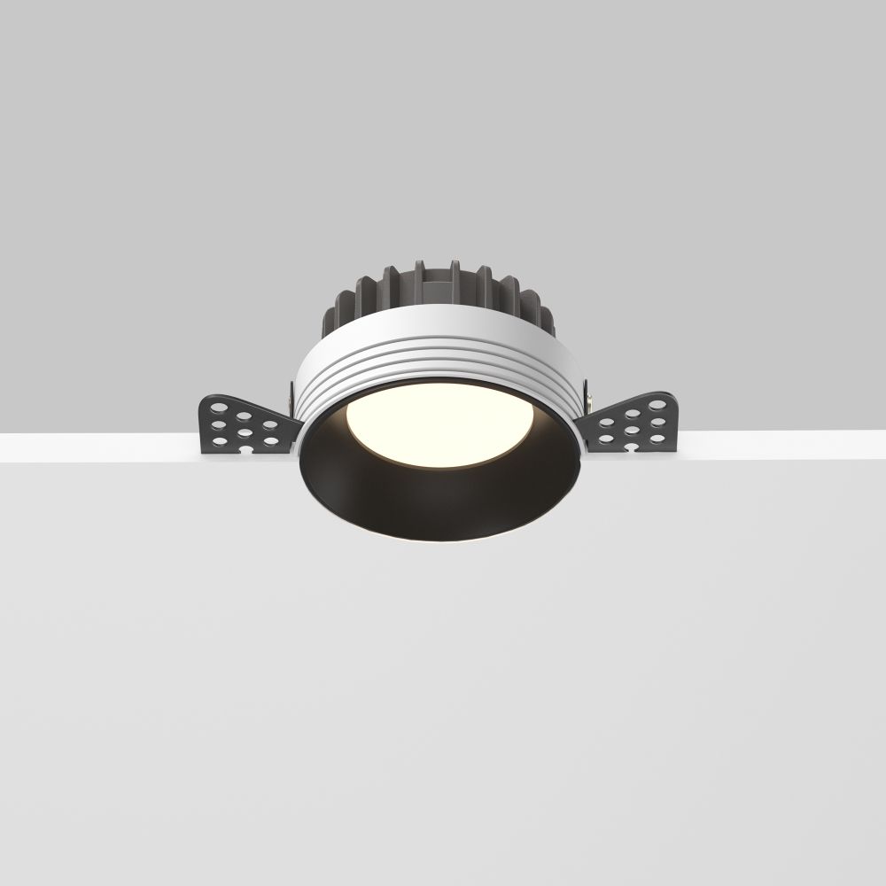 Встраиваемый светильник Maytoni   DL055-8W3-4-6K-TRS-B