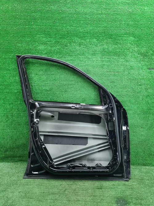 Дверь передняя левая Mercedes ML GLE W166 (11-18)